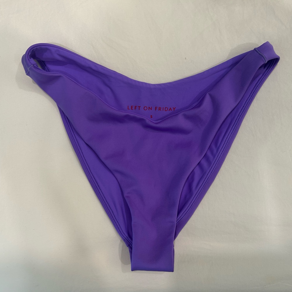 Left On Friday Small Purple Dip Bottom